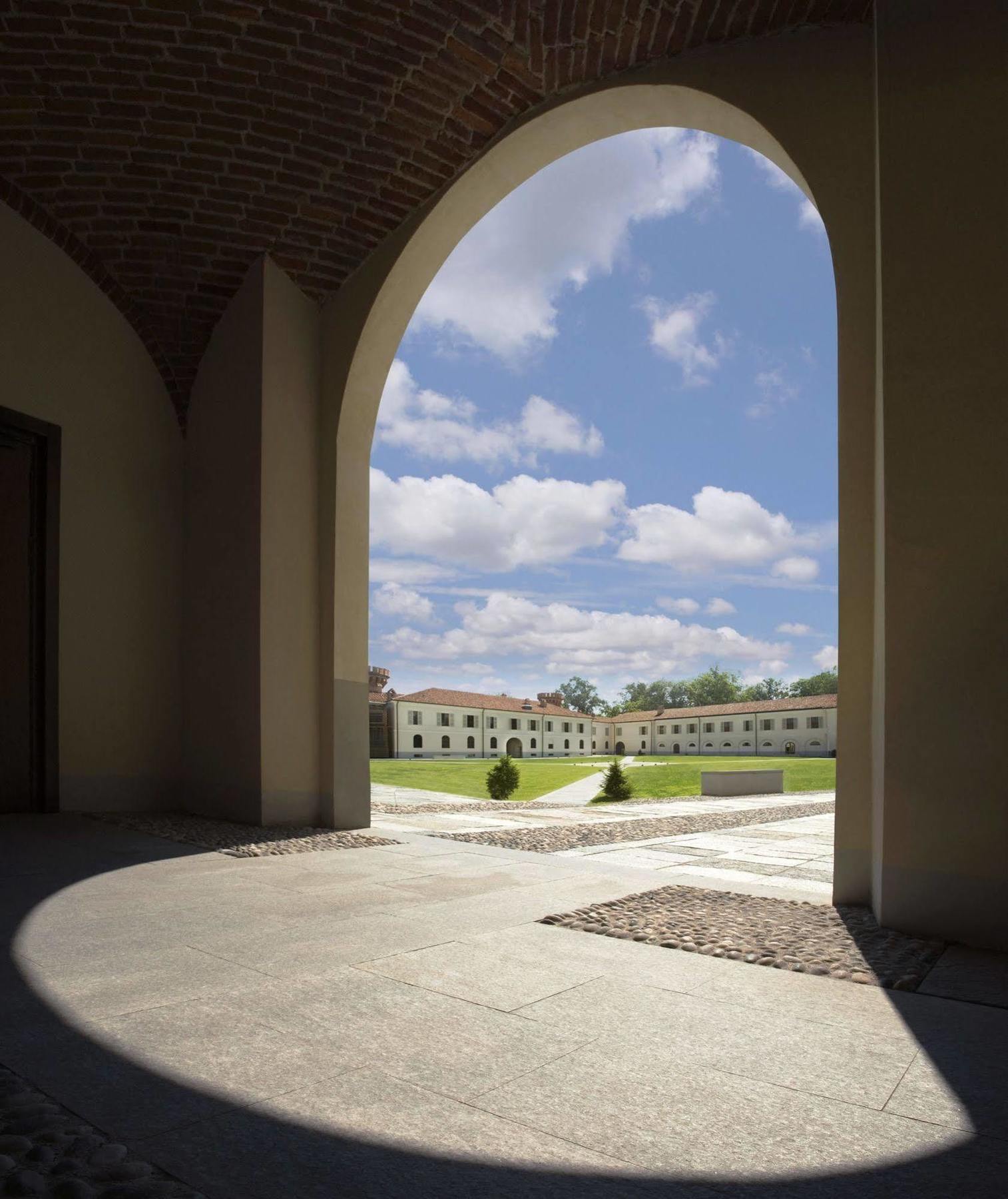 Albergo Dell'Agenzia Bra Eksteriør bilde